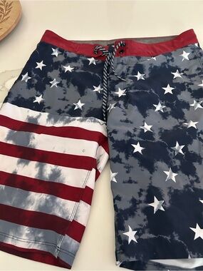 Men size 38 4th of July Swim Shorts